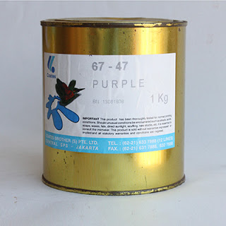 Cat Coates Purple Kaleng